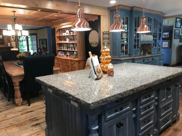 Dansie Custom Furniture LLC