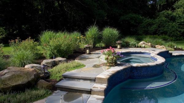 Burnett's Landscaping