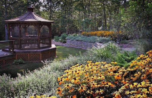 Burnett's Landscaping