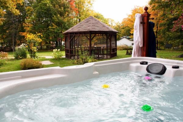 R&R Pool & Spa
