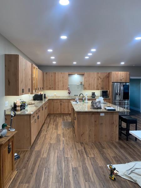 Moreno Custom Cabinets LLC