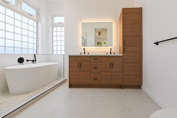 Green Bay Remodeling Inc