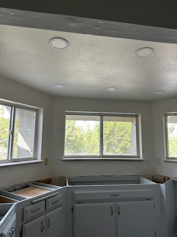 Alex B Painting & Wallcovering