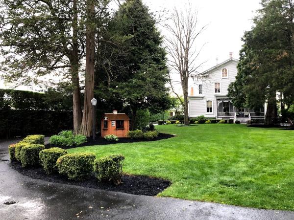 Upkeep Lawn and Snow