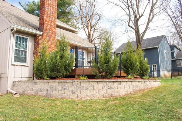 Scenic Lawns & Hardscapes