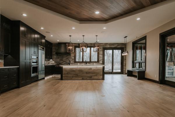 Paramount Builders