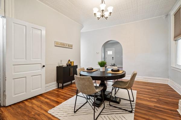 Home & Hue Staging & Interior Design
