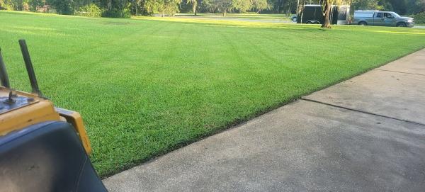 Lowrys Lawn Service