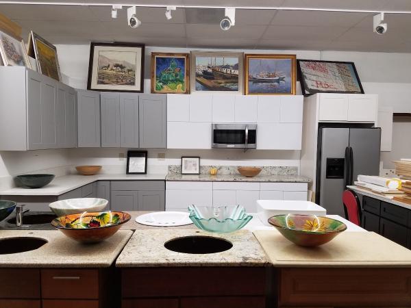 Lihua Cabinets & Granite