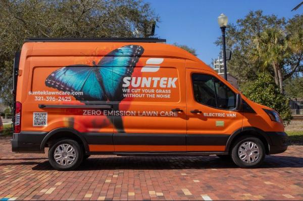 Suntek Lawn Care I Landscaping Company