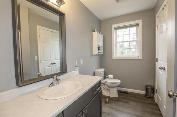 Dini's Design & Home Improvement LLC