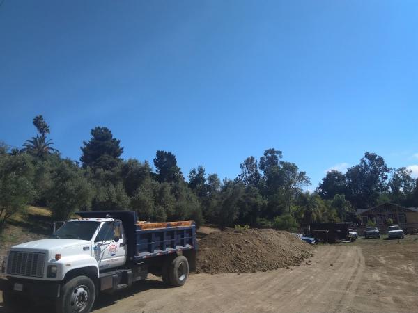 Jc's Trucking and Bobcat Services LLC