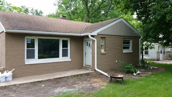 J & G Seamless Gutters