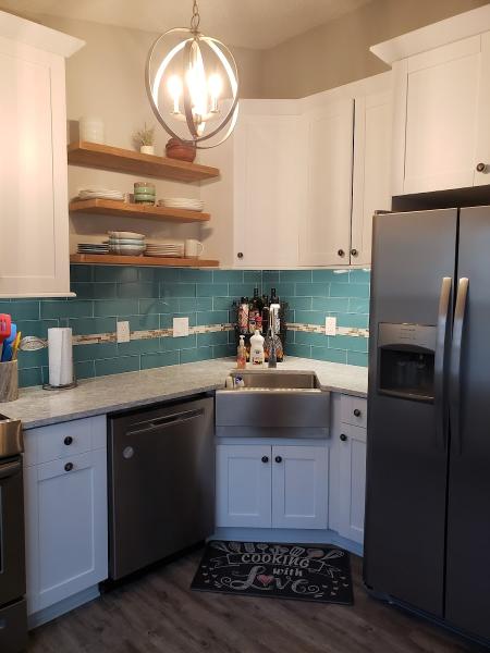 Marjos Complete Remodeling Service