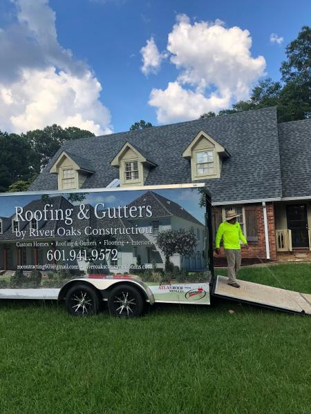 River Oaks Roofing