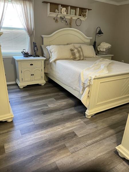 Lexi Floors LLC