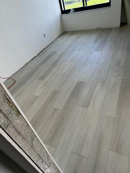 Flooring 941 LLC
