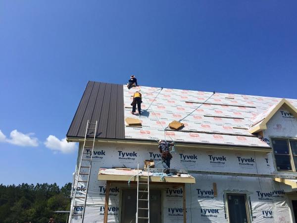 Manny's Roofing and Construction