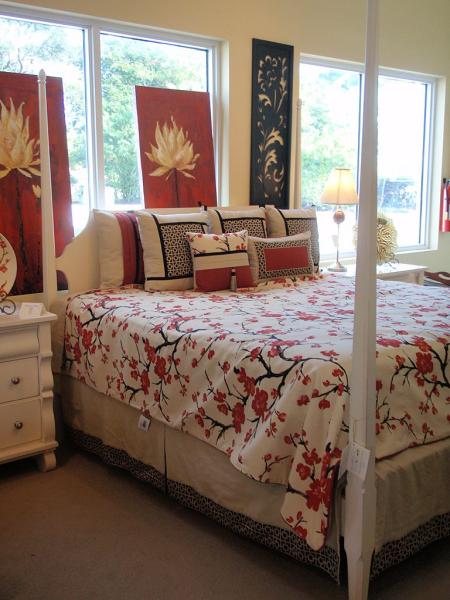 Dramatic Decor