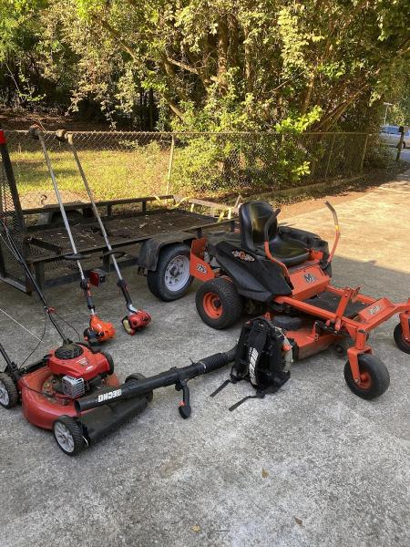 Mae's Lawn Maintenance and Landscaping