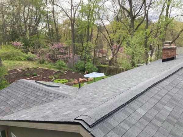 Veenkamp Roofing and Siding