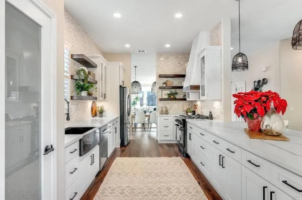 Quality Discount Cabinets LLC