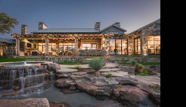 J Christopher Architecture