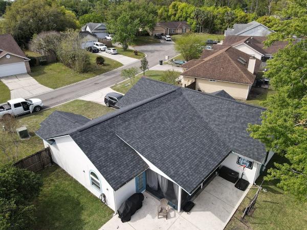 Lighthouse Roofing LLC