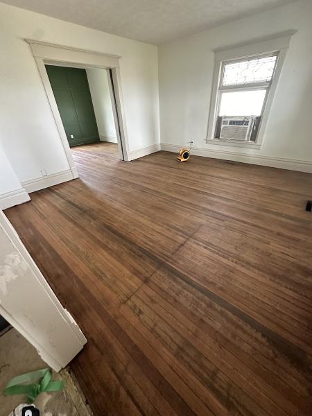 Maxwell Flooring Llc.