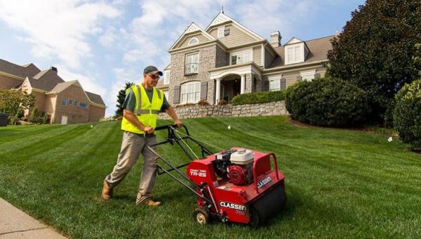 Green Envy Fertilization & Weed Control