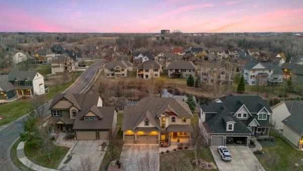 Cari Ann Carter Group I Twin Cities Real Estate Team