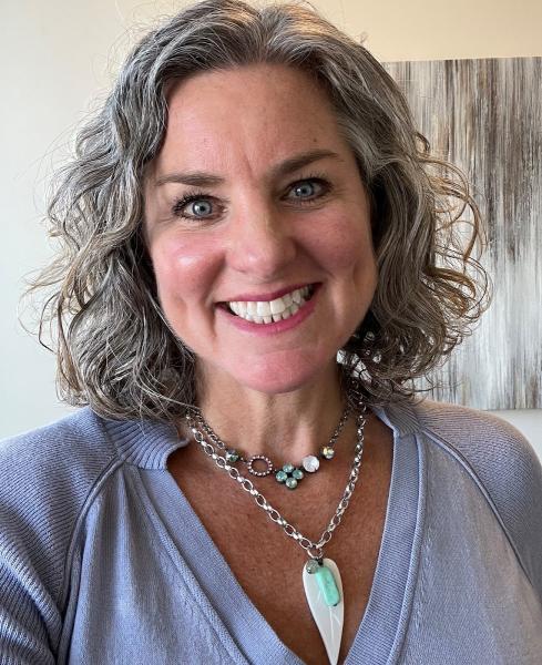 Amanda M Patterson
