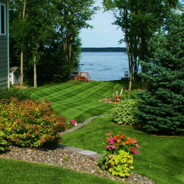 Ultimate Lawns