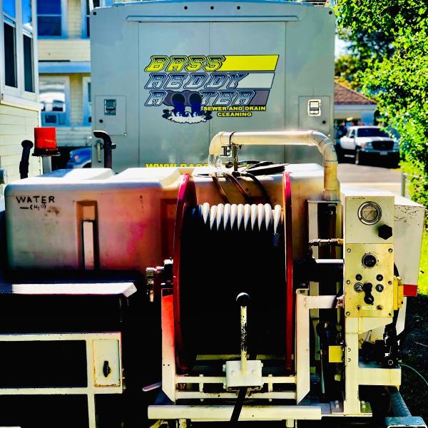 Bass' Reddy Rooter