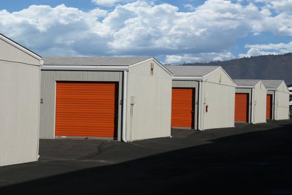 Mini Storage Warehouse