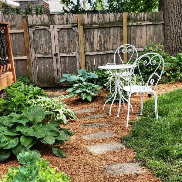Sunshine Custom Gardens