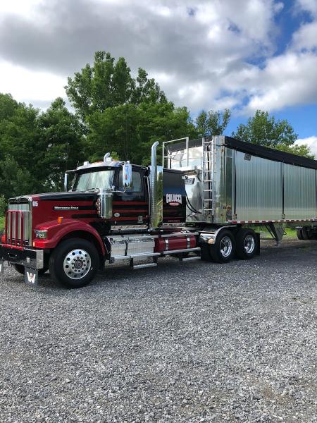 Colucci Trucking LLC