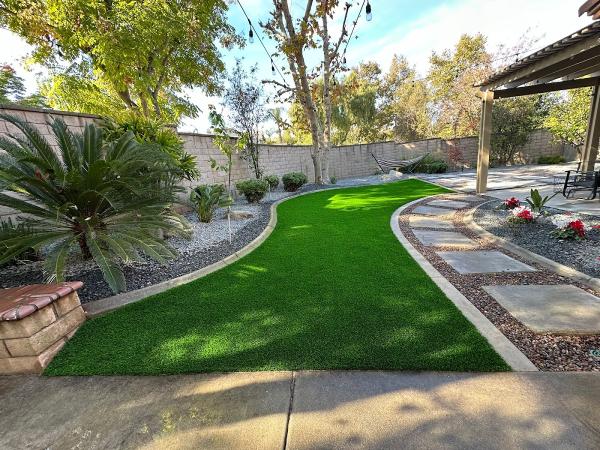Greenside Landscaping Inc