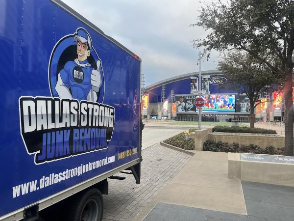 Dallas Strong Junk Removal and Moving