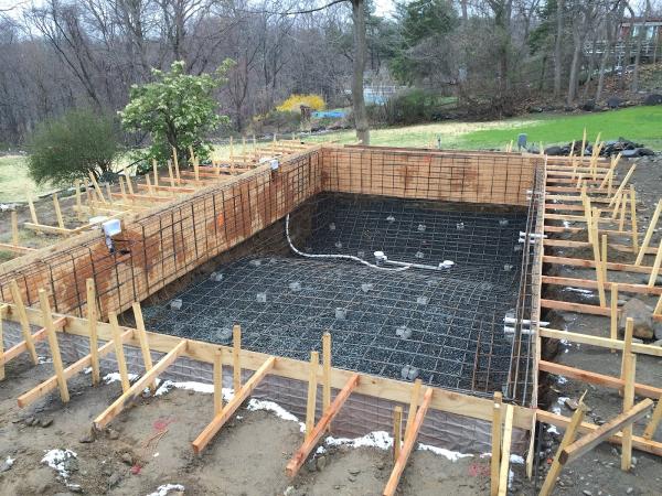 Absolute Pools & Spas Inc.