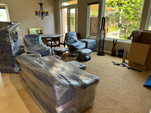 Like Movers LLC