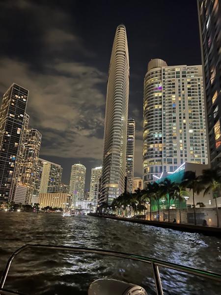 Million and Up Realty Miami Inc