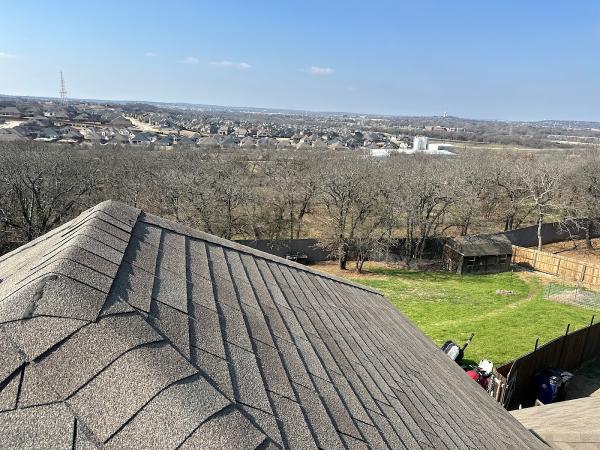 Honey Bees Roofing & Solar