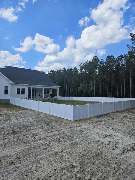 T & D Custom Fences & Decks