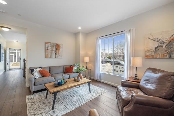 Saint Vrain Realty