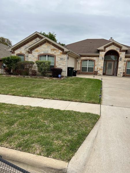 Lawns by Shawn LLC