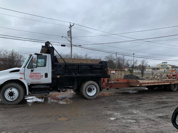 Roberts Construction & Dumpster Services