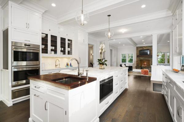 Zoltan European Floors Inc