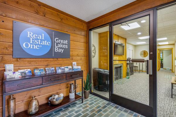 Real Estate One Great Lakes Bay