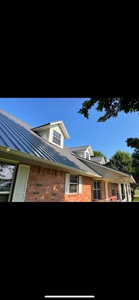 Lonestar Exterior